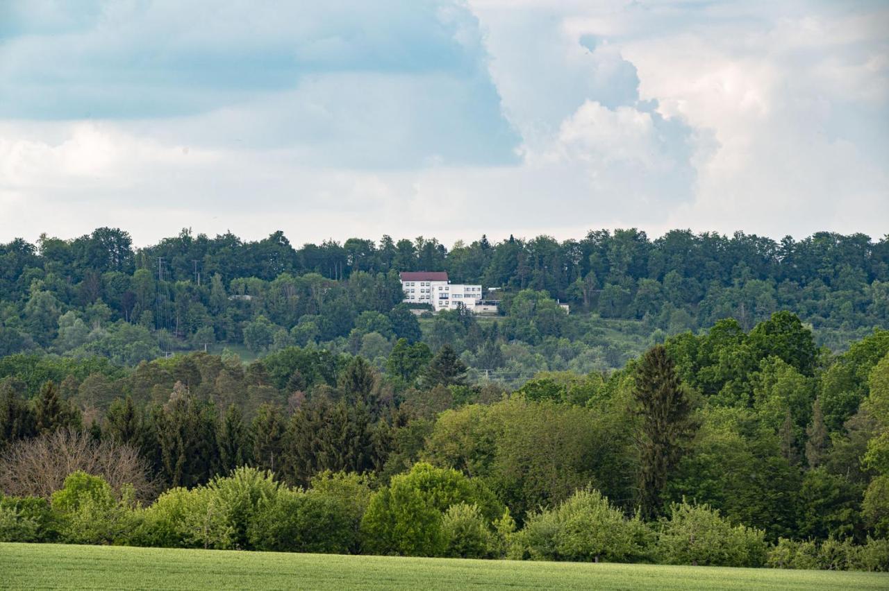 Hotel Pfefferburg Schönaich Dış mekan fotoğraf