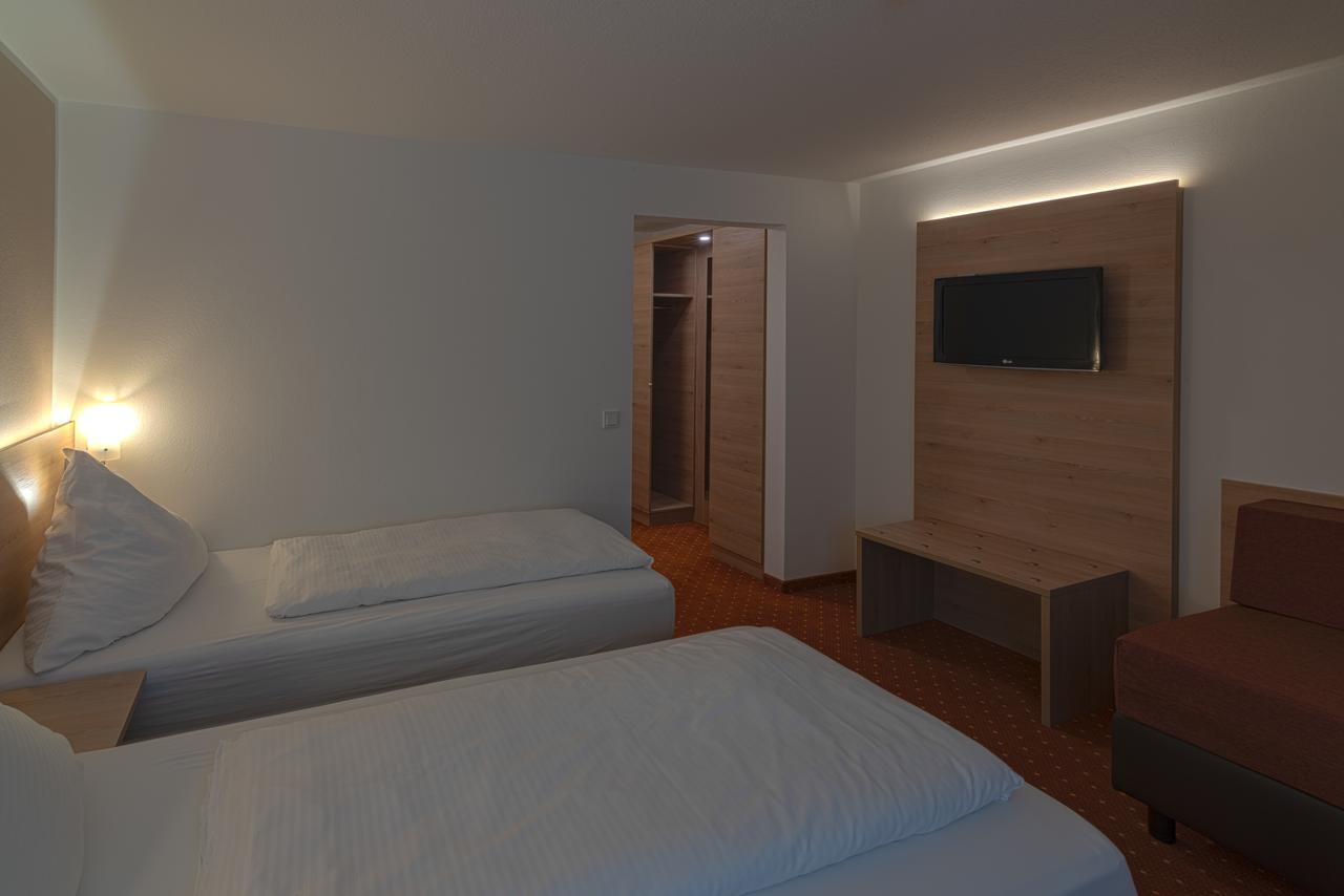 Hotel Pfefferburg Schönaich Dış mekan fotoğraf