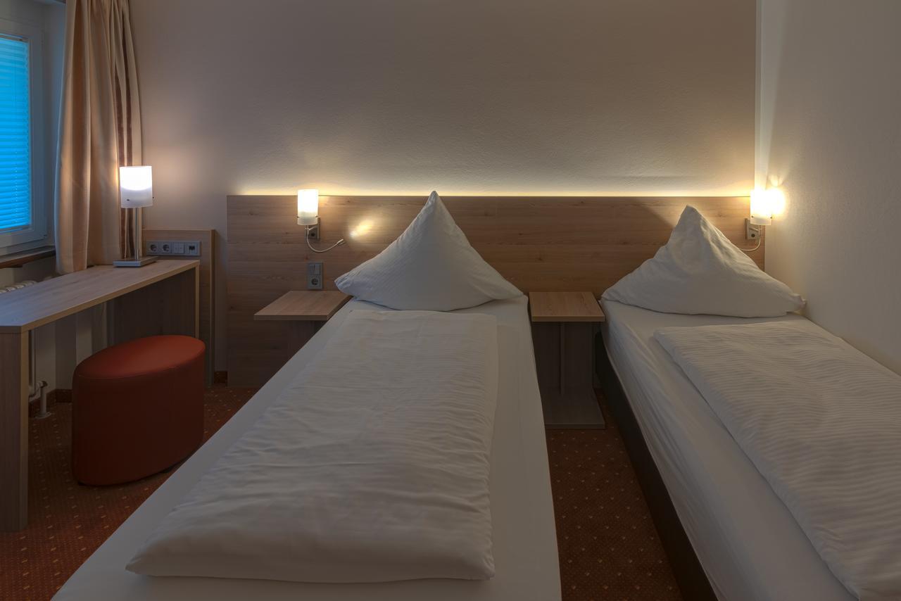 Hotel Pfefferburg Schönaich Dış mekan fotoğraf