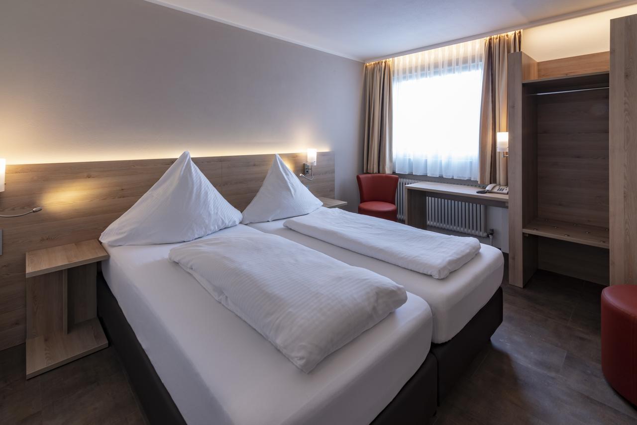 Hotel Pfefferburg Schönaich Dış mekan fotoğraf